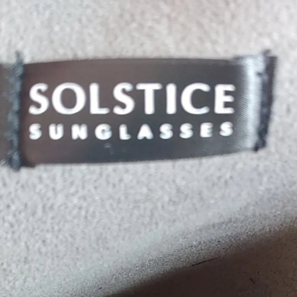Solstice Sunglasses Black Vegan Pebbled Leather Large Tote Beach Travel Vacation — image 5 of 8